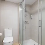 By Olala Homes Apartment