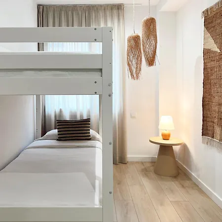 By Olala Homes Apartment